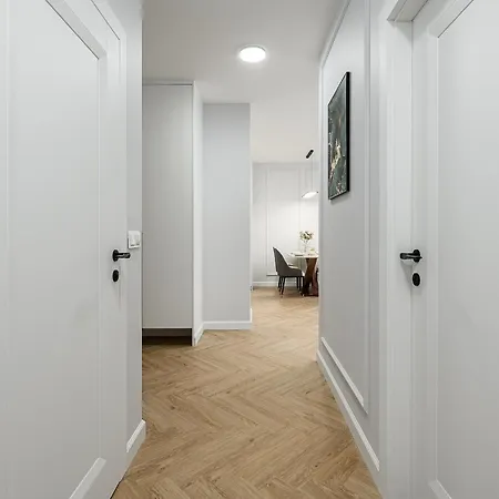 P&o Chmielna Next To Tower Апартаменты Варшава